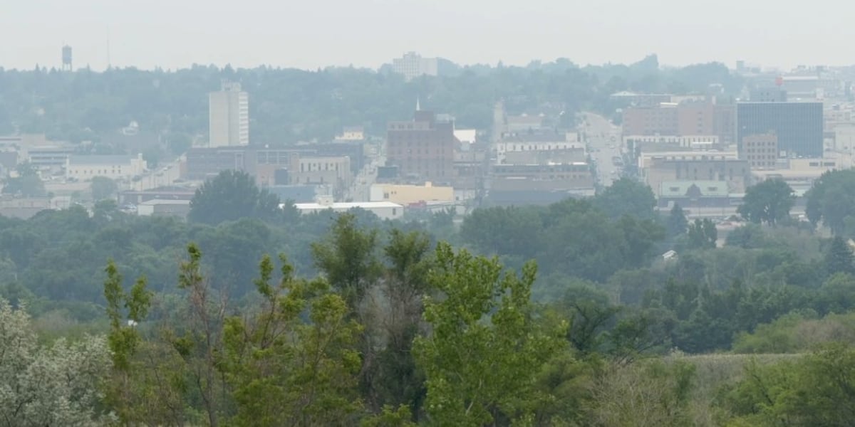 Locals, visitors to North Dakota react to smoky air conditions