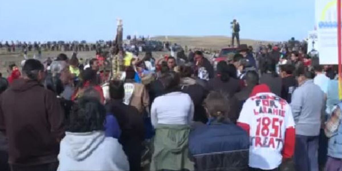 Dapl Pipeline Riot Tribes consider meeting with DAPL pipeline officials Wednesday