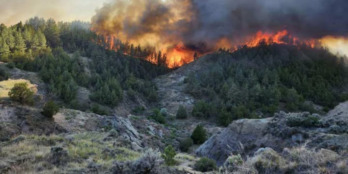 Crews responding to fire at Makoshika State Park in eastern Montana
