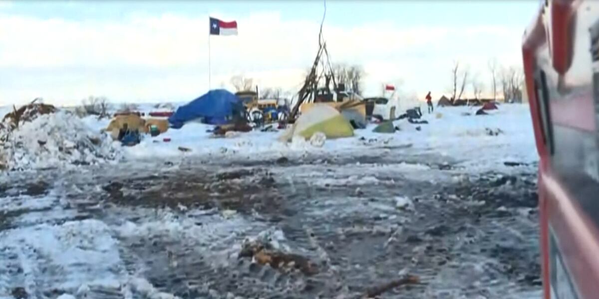 Dapl Garbage Cleanup begins at DAPL protest camp