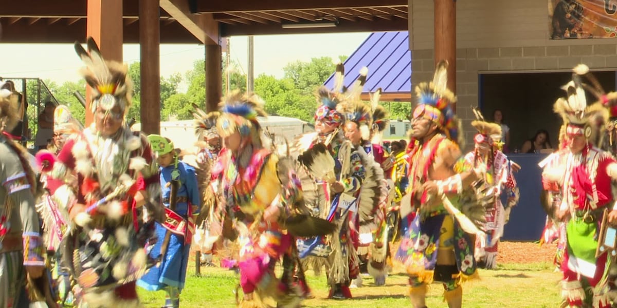 International Indigenous Peace Powwow γιορτάζει τον πολιτισμό