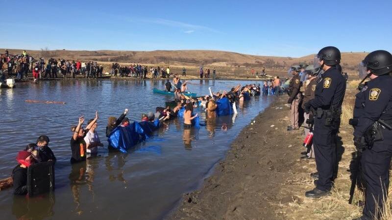 Dapl Bridge Morton County Sheriff's Dept. monitoring illegal bridge being built ...