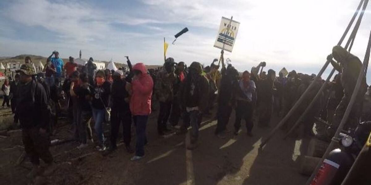 DAPL protesters say police tactics are excessive, police say they are ...